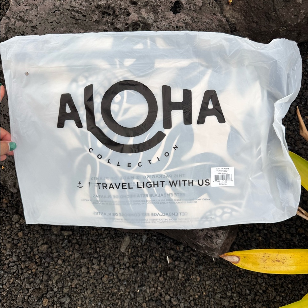 ALOHA NWT Collection Monstera Travel Pouch Wet Dry Bag - Picture 4 of 6